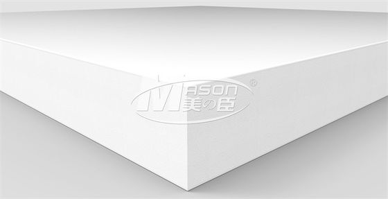 白い泡ポリ塩化ビニール シートの堅いパネルは1220x2440mmポリ塩化ビニールの泡板を拡大した